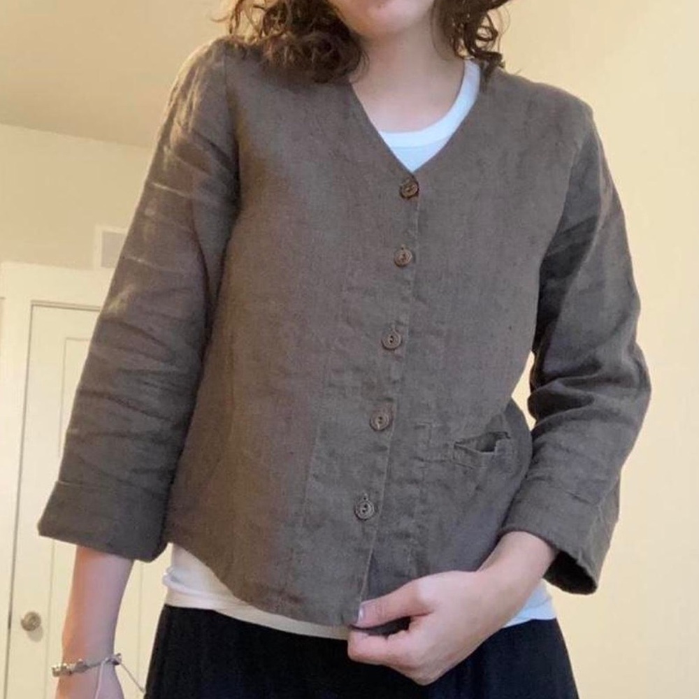 **SOLD** Brown Linen FLAX Blouse with pockets!